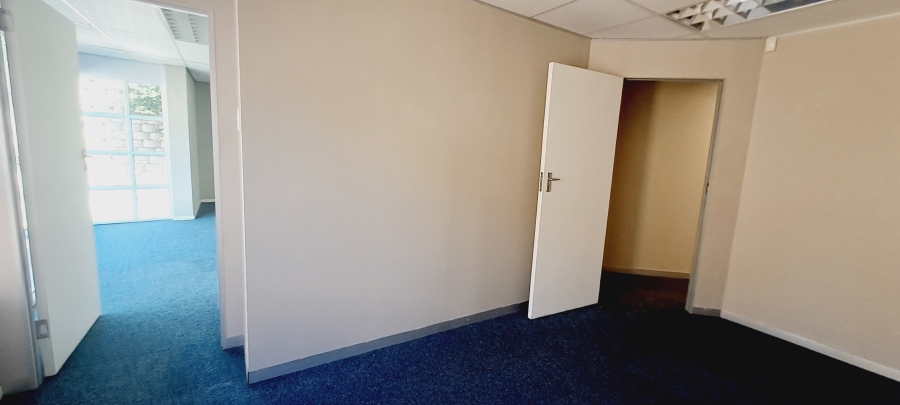 Commercial Property for Sale in Plattekloof Western Cape